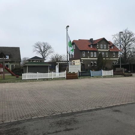 Turmwohnung Im 2 Obergeschoss Deensen Exterior foto